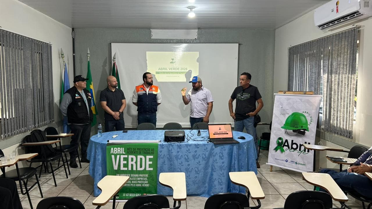Prefeitura de Caarapó abre o Abril Verde 2026 com capacitação para trabalhadores da limpeza urbana