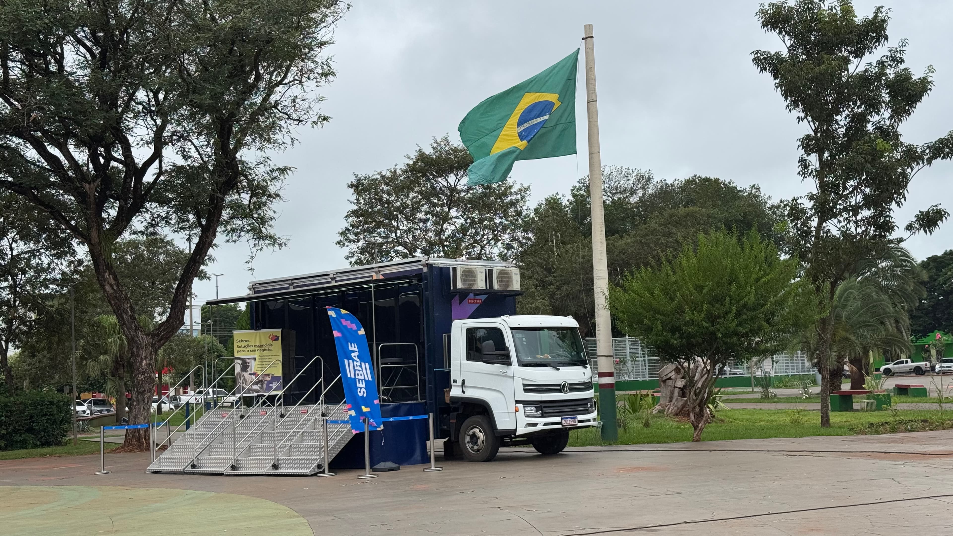 Sebrae móvel chega a Caarapó com atendimento gratuito para impulsionar pequenos negócios