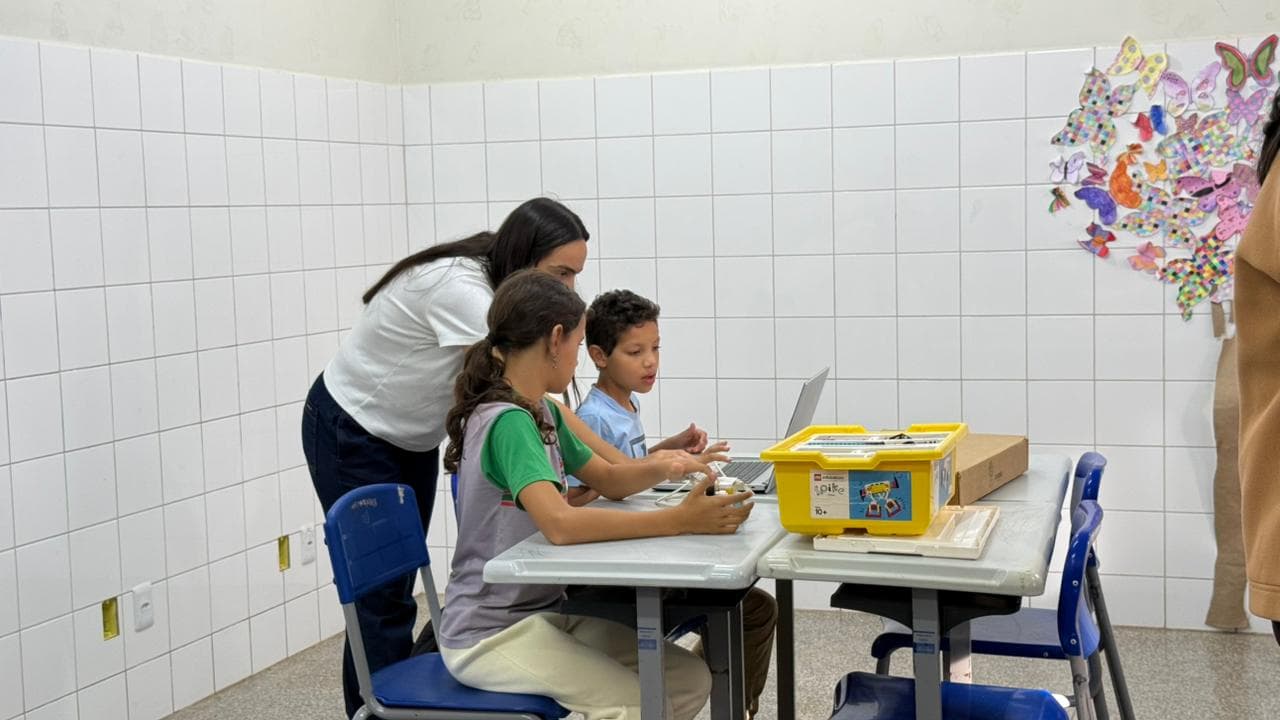Curso de Robótica leva tecnologia e inovação para alunos da rede municipal em Caarapó