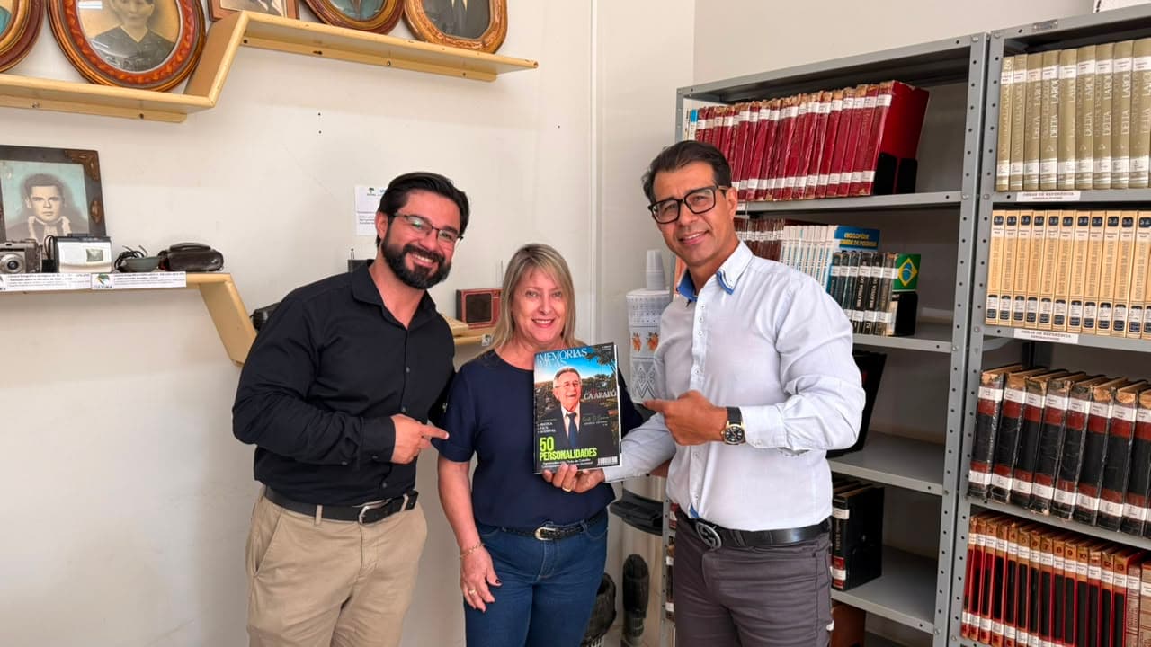 Departamento de Cultura acompanha lançamento da revista "Memórias Vivas – 50 Personalidades Caarapoenses"